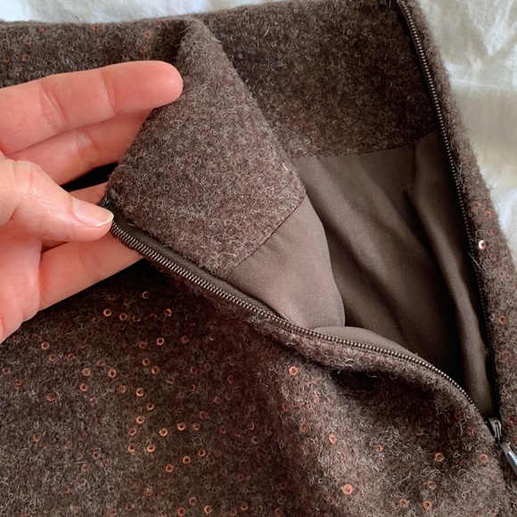 JJill chocolate brown wool-blend skirt with subtle sparkle, size 10 - Picture 4 of 7
